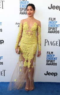 Freida Pinto feet photo thumbnail