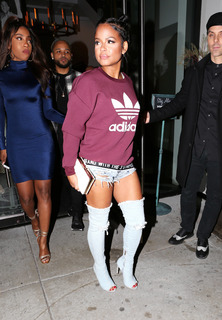 Christina Milian feet photo thumbnail