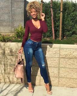 Jena Frumes feet photo 5