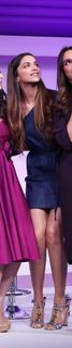Deepika Padukone feet photo thumbnail