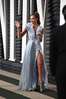 Jessica Alba feet photo thumbnail