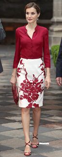 Queen Letizia of Spain feet photo thumbnail
