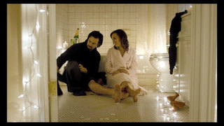 Mandy Moore feet photo thumbnail