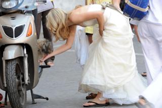 Kristen Bell feet photo thumbnail