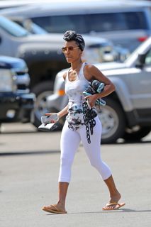Jada Pinkett Smith feet photo thumbnail