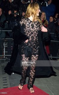 Kate Winslet feet photo thumbnail