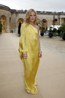 Kate Hudson feet photo thumbnail