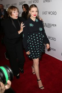 Amanda Seyfried feet photo thumbnail