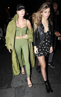 Hailey Bieber feet photo thumbnail
