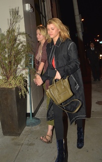 Paris Jackson feet photo thumbnail