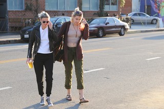 Paris Jackson feet photo thumbnail