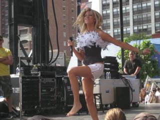 Debbie Gibson feet photo thumbnail