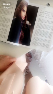 Xenia Tchoumitcheva feet photo thumbnail