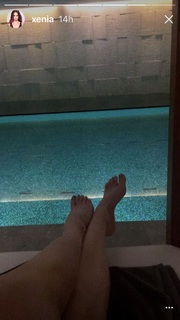 Xenia Tchoumitcheva feet photo thumbnail