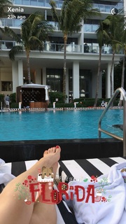 Xenia Tchoumitcheva feet photo thumbnail