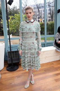 Kate Mara feet photo thumbnail