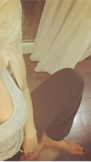 Wanda Nara feet photo thumbnail