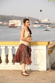 Hansika Motwani feet photo thumbnail