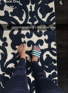Rocsi Diaz feet photo thumbnail