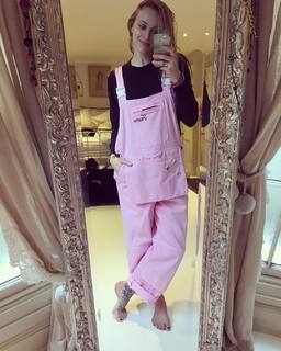Fearne Cotton feet photo thumbnail