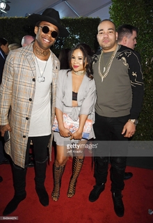 Angela Yee feet photo thumbnail