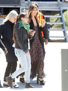 Heidi Klum feet photo thumbnail