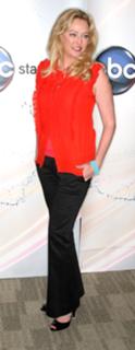 Virginia Madsen feet photo thumbnail