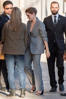 Emma Watson feet photo thumbnail