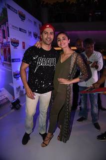 Alia Bhatt feet photo thumbnail