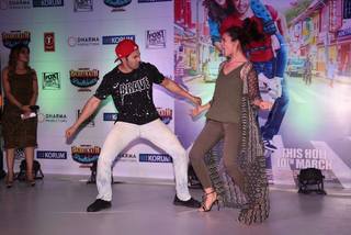 Alia Bhatt feet photo thumbnail