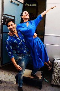 Alia Bhatt feet photo thumbnail