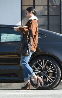 Vanessa Hudgens feet photo thumbnail