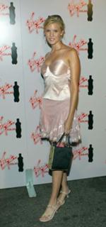 Maggie Grace feet photo thumbnail