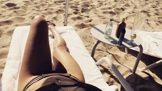 Maren Morris feet photo thumbnail