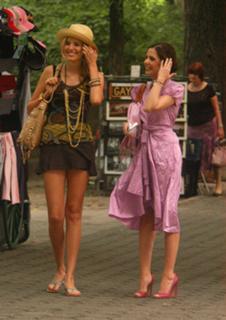 Maggie Grace feet photo thumbnail