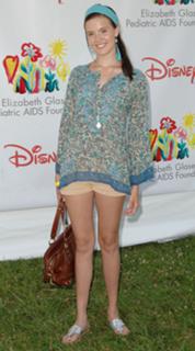 Maggie Grace feet photo thumbnail