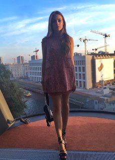 Xenia Tchoumitcheva feet photo thumbnail