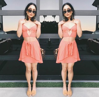 Vanessa Hudgens feet photo thumbnail
