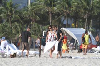 Jordana Brewster feet photo thumbnail