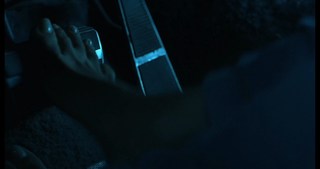 Halle Berry feet photo thumbnail