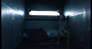 Halle Berry feet photo thumbnail