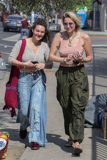 Paris Jackson feet photo thumbnail