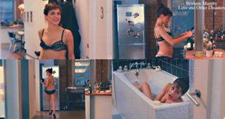 Brittany Murphy feet photo thumbnail