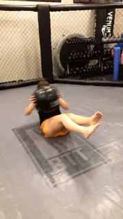 Kéfera Buchmann feet photo thumbnail