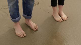 Gillian Jacobs feet photo thumbnail