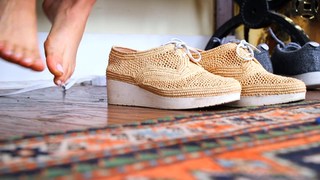 Adriene Mishler feet photo thumbnail