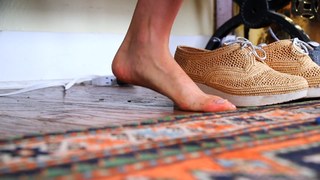 Adriene Mishler feet photo thumbnail