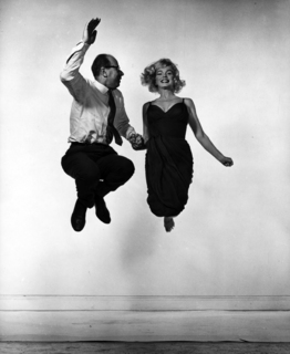 Marilyn Monroe feet photo thumbnail