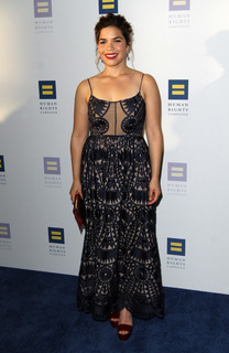 America Ferrera feet photo thumbnail