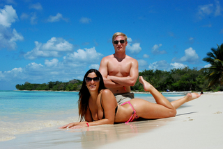 Claudia Romani feet photo thumbnail